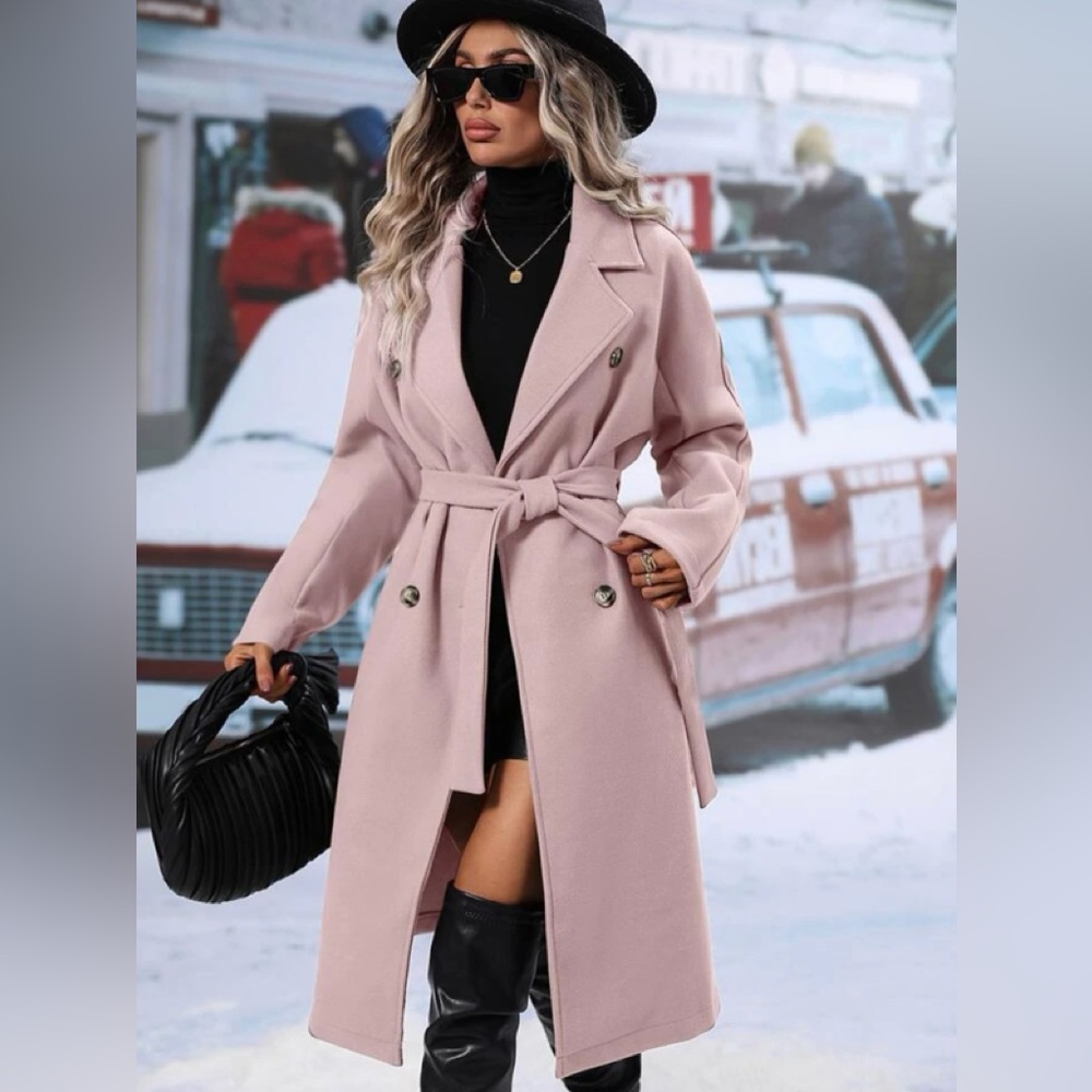 Barbiecore baby pink trench coat for fall. Size 8/10 Just gorgeous!
